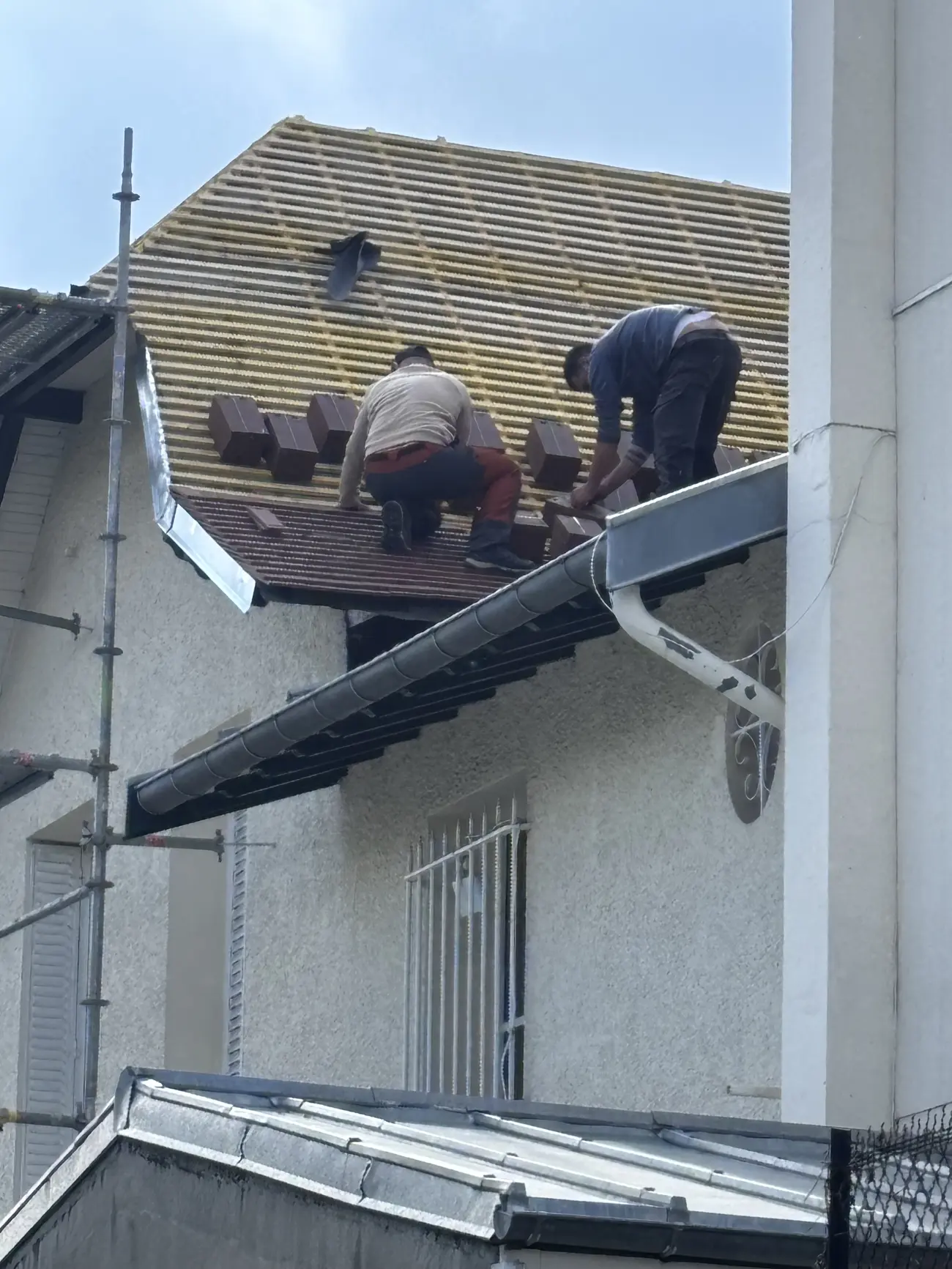 Pose de couverture en cours — Façade & ravalement