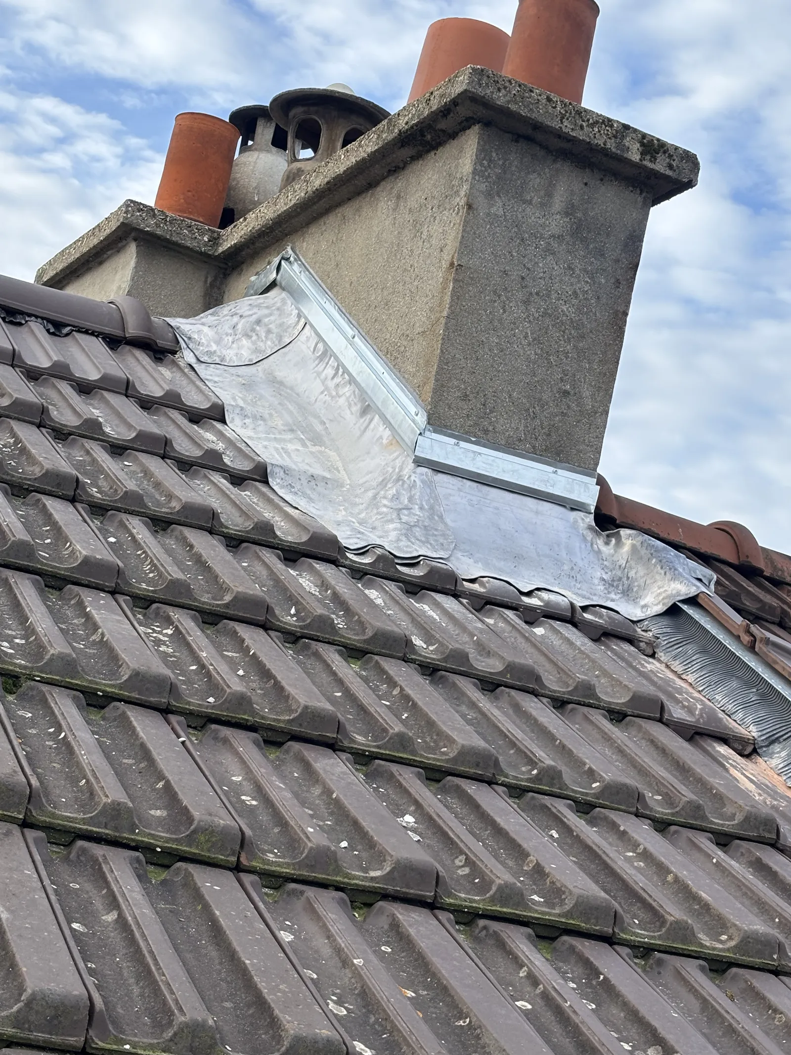Solin de souche en zinc — Zinguerie