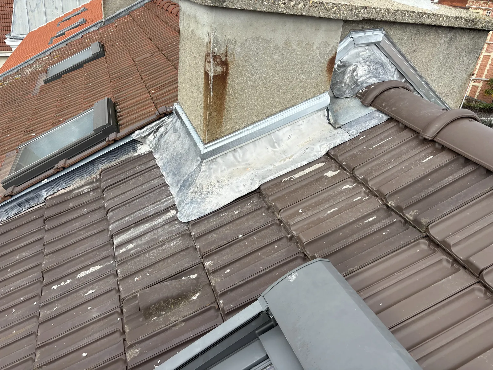Solin de cheminée refait — Zinguerie
